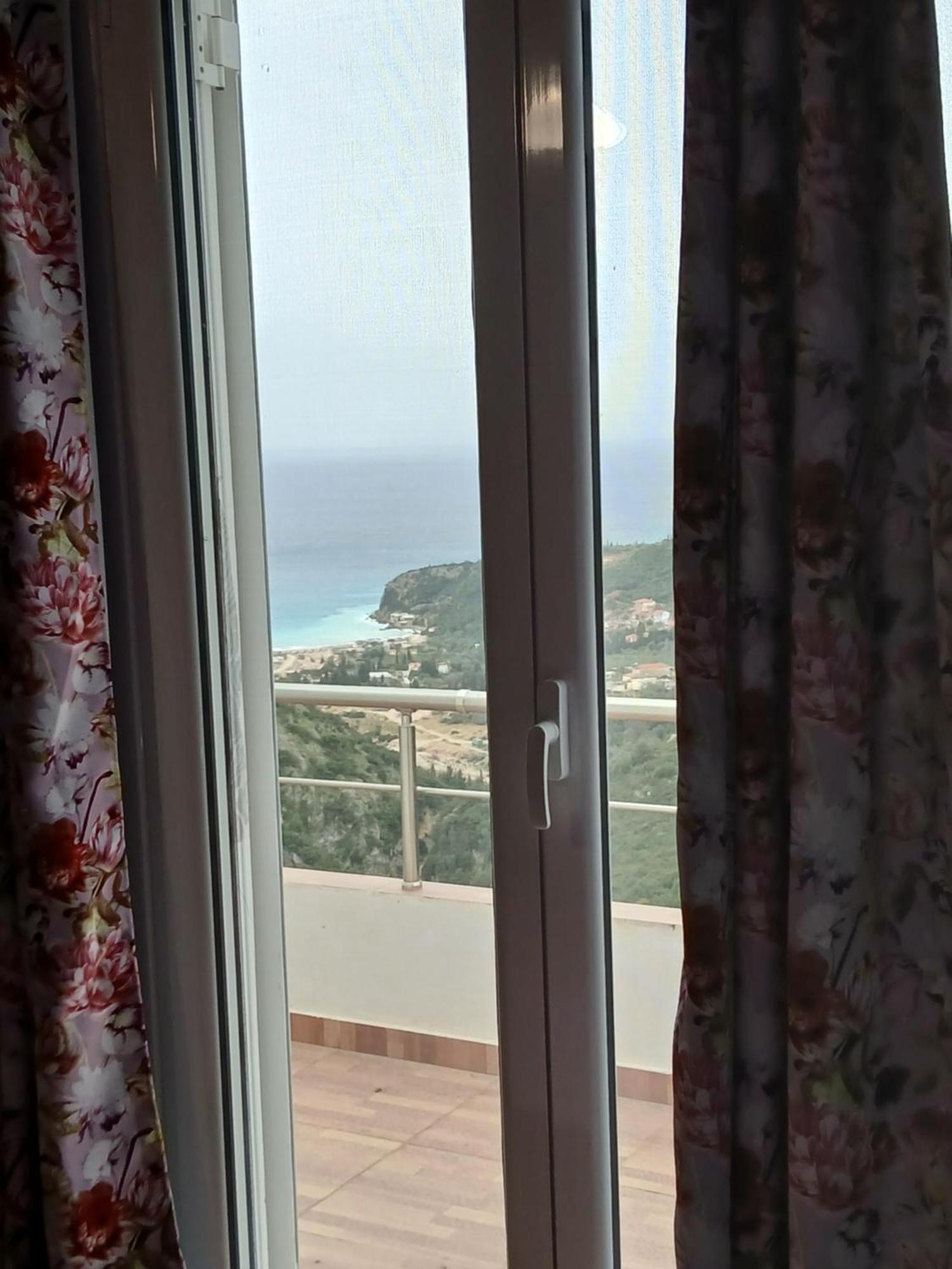 Tolis Rooms Himare Luaran gambar