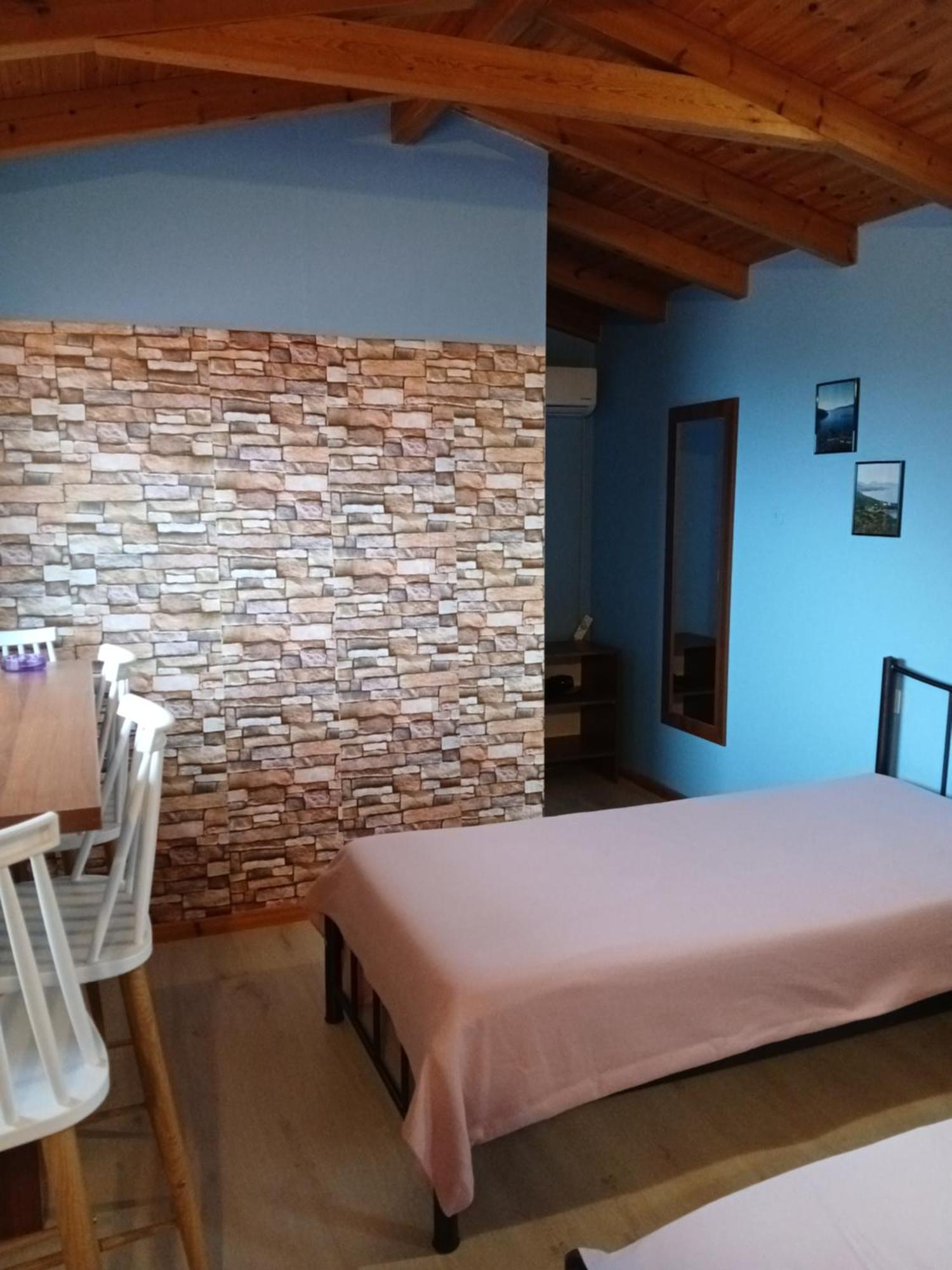 Tolis Rooms Himare Luaran gambar